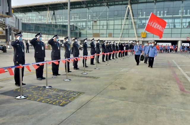 山東機場公安：把好空中入魯通道，守護山東“空中大門”！